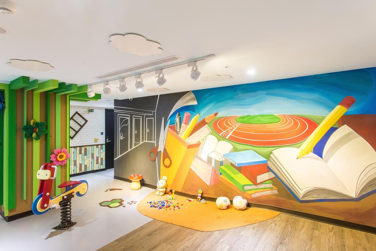 Rf Hotel - Sanchong Taipei Exterior photo